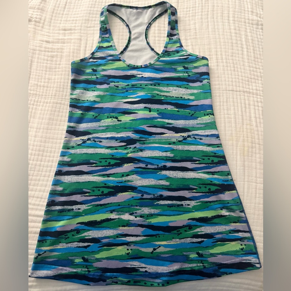 Lululemon Racerback Tank Sz 4 Blue Green Navy Abstract Print